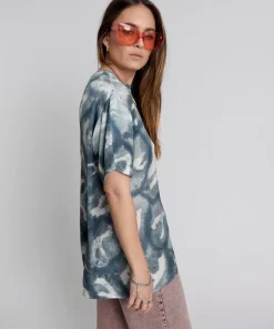 Basic Tees|ONE TEASPOON Reflection Hand Printed Satin Tee